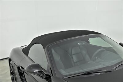 2019 Porsche 718 Boxster   - Photo 21 - Joliet, IL 60435