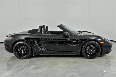 2019 Porsche 718 Boxster   - Photo 14 - Joliet, IL 60435