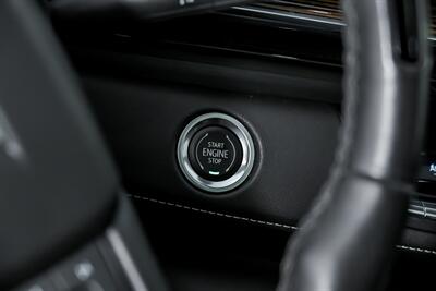 2022 Cadillac Escalade ESV Premium Luxury   - Photo 31 - Joliet, IL 60435