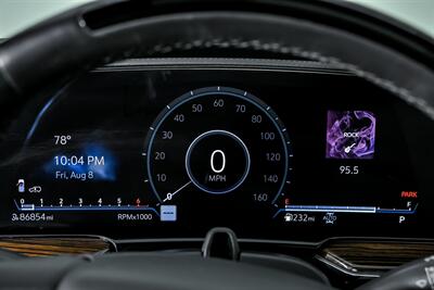 2022 Cadillac Escalade ESV Premium Luxury   - Photo 27 - Joliet, IL 60435