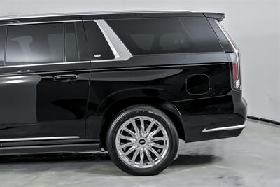 2022 Cadillac Escalade ESV Premium Luxury   - Photo 9 - Joliet, IL 60435