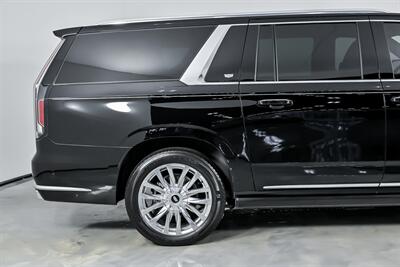 2022 Cadillac Escalade ESV Premium Luxury   - Photo 13 - Joliet, IL 60435