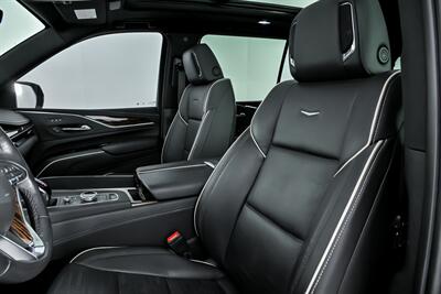 2022 Cadillac Escalade ESV Premium Luxury   - Photo 21 - Joliet, IL 60435