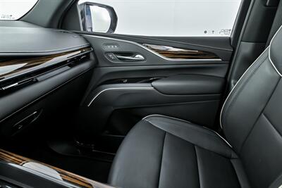 2022 Cadillac Escalade ESV Premium Luxury   - Photo 36 - Joliet, IL 60435
