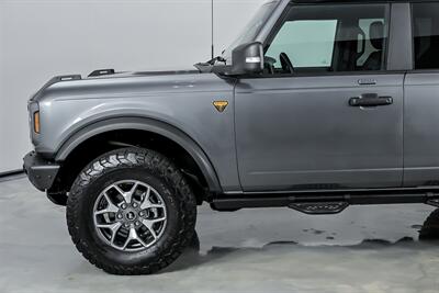 2022 Ford Bronco Base Advanced   - Photo 7 - Joliet, IL 60435