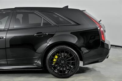 2013 Cadillac CTS   - Photo 9 - Joliet, IL 60435