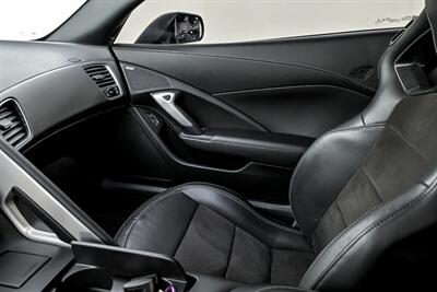 2015 Chevrolet Corvette Z06   - Photo 37 - Joliet, IL 60435