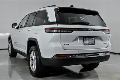 2022 Jeep Grand Cherokee Limited - Photo 10 - Joliet, IL 60435