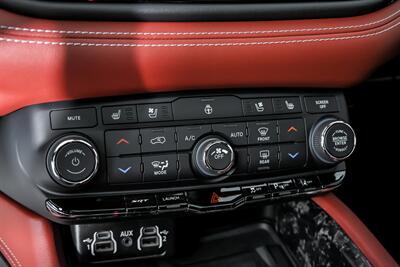 2023 Dodge Durango SRT Hellcat   - Photo 35 - Joliet, IL 60435