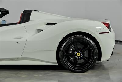 2018 Ferrari 488 Spider CARBON WHEEL & RACING SEATS   - Photo 9 - Joliet, IL 60435