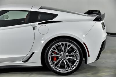 2017 Chevrolet Corvette Z06   - Photo 9 - Joliet, IL 60435