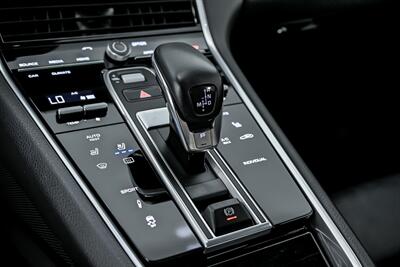 2018 Porsche Panamera 4S   - Photo 38 - Joliet, IL 60435