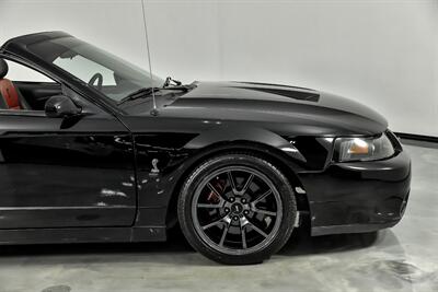 2003 Ford Mustang SVT Cobra   - Photo 15 - Joliet, IL 60435