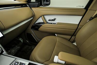 2023 Land Rover Range Rover P530 SV LWB-HUGE $250K MSRP   - Photo 38 - Joliet, IL 60435