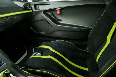 2023 Lamborghini Huracan STO-HUGE $398K MSRP-RARE PAINT! - Photo 40 - Joliet, IL 60435