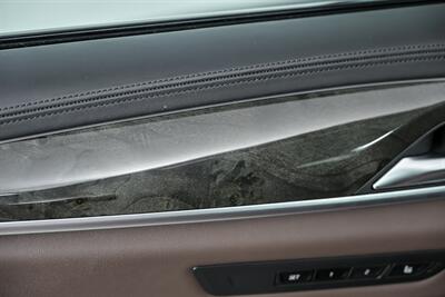 2022 BMW 5 Series M550i xDrive   - Photo 18 - Joliet, IL 60435