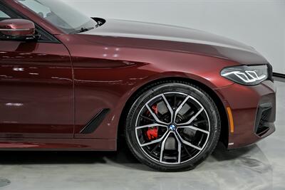 2022 BMW 5 Series M550i xDrive   - Photo 15 - Joliet, IL 60435