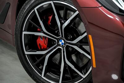 2022 BMW 5 Series M550i xDrive   - Photo 4 - Joliet, IL 60435