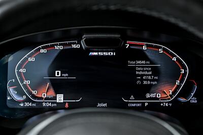 2022 BMW 5 Series M550i xDrive   - Photo 28 - Joliet, IL 60435