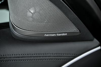 2022 BMW 5 Series M550i xDrive   - Photo 20 - Joliet, IL 60435