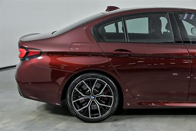 2022 BMW 5 Series M550i xDrive   - Photo 13 - Joliet, IL 60435