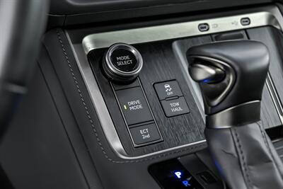 2024 Lexus GX 550 Luxury+   - Photo 34 - Joliet, IL 60435