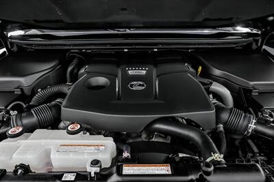 2024 Lexus GX 550 Luxury+   - Photo 17 - Joliet, IL 60435