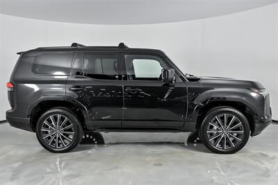 2024 Lexus GX 550 Luxury+   - Photo 14 - Joliet, IL 60435