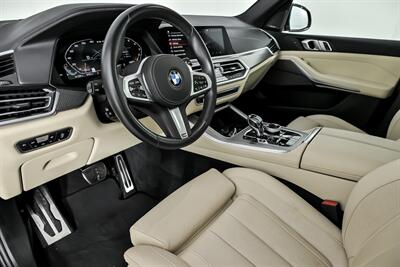 2021 BMW X5 M50i xDrive   - Photo 21 - Joliet, IL 60435