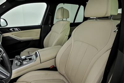 2021 BMW X5 M50i xDrive   - Photo 23 - Joliet, IL 60435