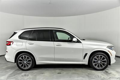 2020 BMW X5 M50i xDrive   - Photo 14 - Joliet, IL 60435