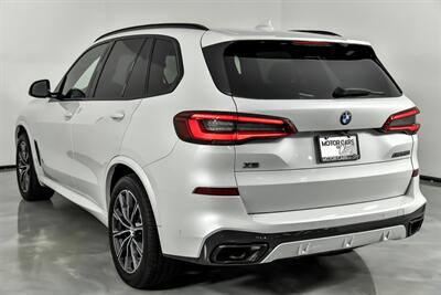 2020 BMW X5 M50i xDrive   - Photo 10 - Joliet, IL 60435