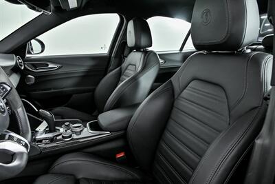 2023 Alfa Romeo Giulia Quadrifoglio   - Photo 22 - Joliet, IL 60435
