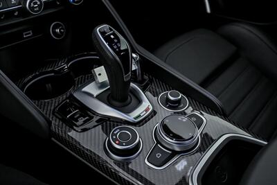 2023 Alfa Romeo Giulia Quadrifoglio   - Photo 33 - Joliet, IL 60435