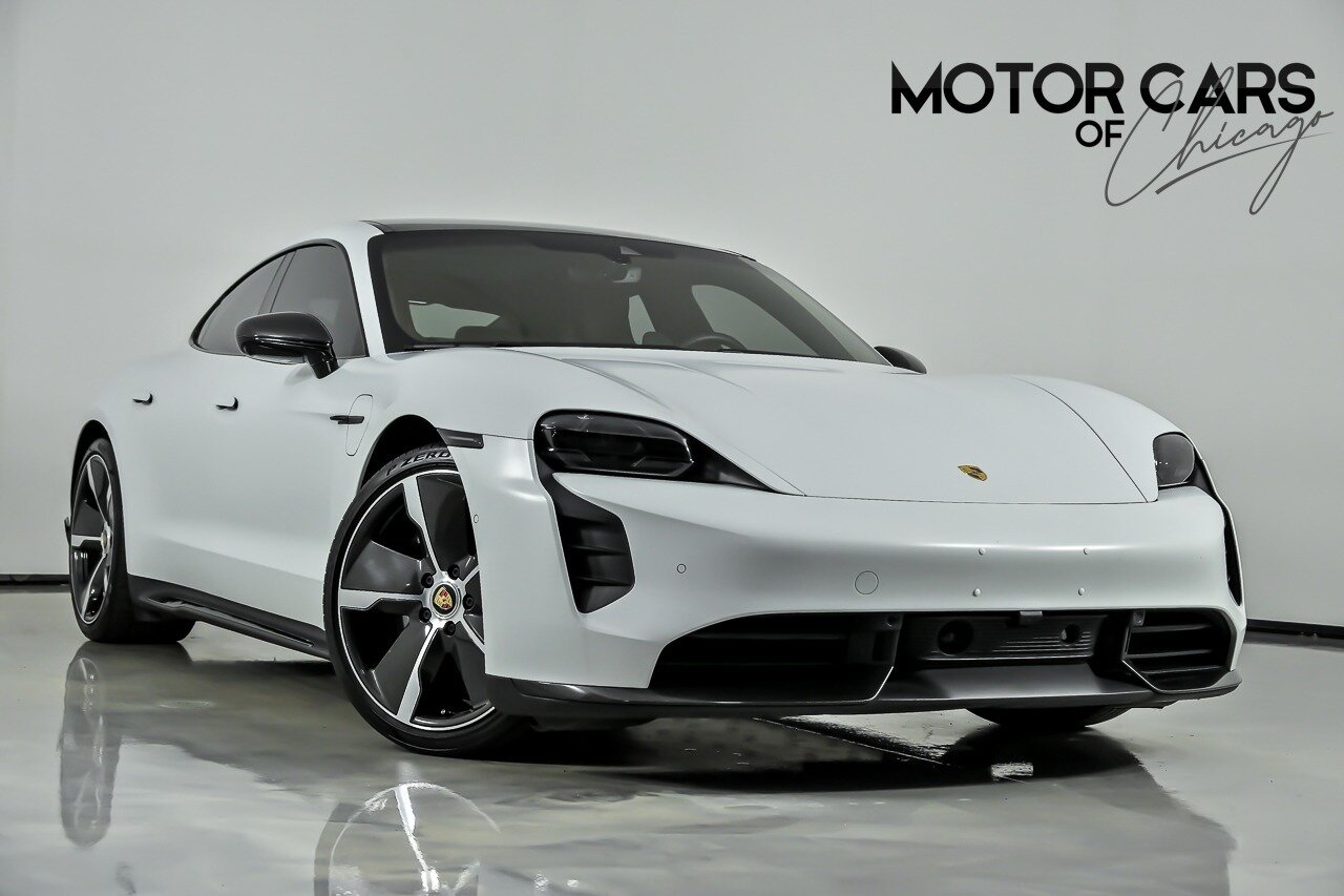 2020 Porsche Taycan Turbo S's photo