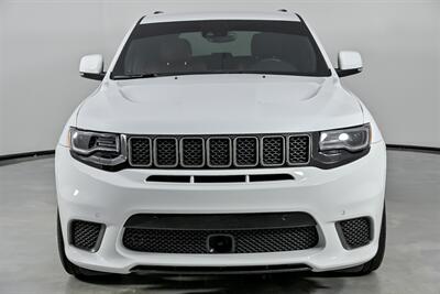 2018 Jeep Grand Cherokee Trackhawk-WHITE ON RED-KOOKS HEADERS-CLEAN CARFAX   - Photo 5 - Joliet, IL 60435