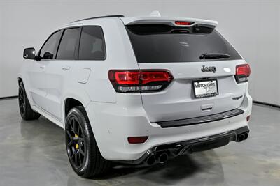 2018 Jeep Grand Cherokee Trackhawk-WHITE ON RED-KOOKS HEADERS-CLEAN CARFAX   - Photo 10 - Joliet, IL 60435