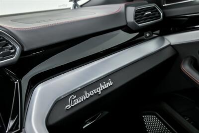 2021 Lamborghini Urus -$100K MODS-FULL 1016 FORGED CARBON KIT! - Photo 38 - Joliet, IL 60435