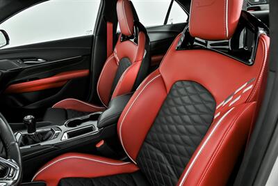 2023 Cadillac CT4-V Blackwing   - Photo 22 - Joliet, IL 60435