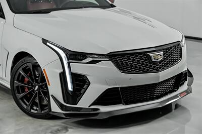 2023 Cadillac CT4-V Blackwing   - Photo 3 - Joliet, IL 60435