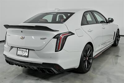 2023 Cadillac CT4-V Blackwing   - Photo 12 - Joliet, IL 60435