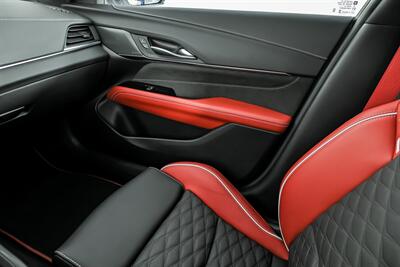 2023 Cadillac CT4-V Blackwing   - Photo 38 - Joliet, IL 60435