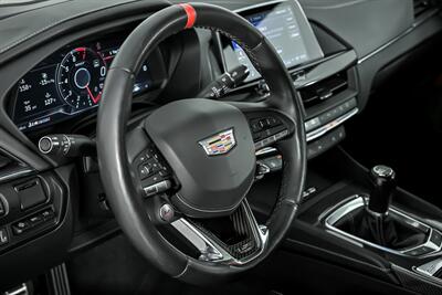 2023 Cadillac CT4-V Blackwing   - Photo 25 - Joliet, IL 60435