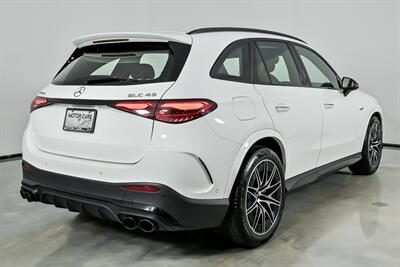 2024 Mercedes-Benz GLC AMG GLC 43   - Photo 12 - Joliet, IL 60435