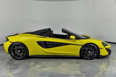 2018 McLaren 570S Spider   - Photo 14 - Joliet, IL 60435