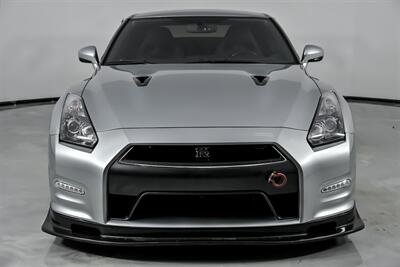 2012 Nissan GT-R Premium - Photo 5 - Joliet, IL 60435
