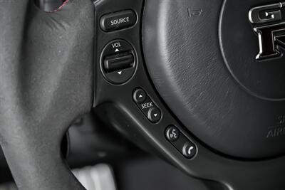 2012 Nissan GT-R Premium - Photo 24 - Joliet, IL 60435