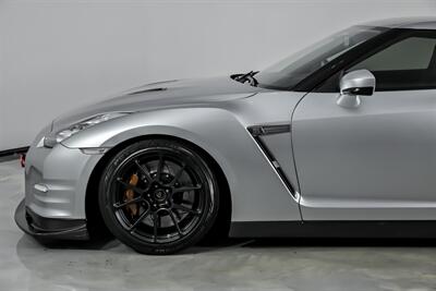 2012 Nissan GT-R Premium - Photo 7 - Joliet, IL 60435