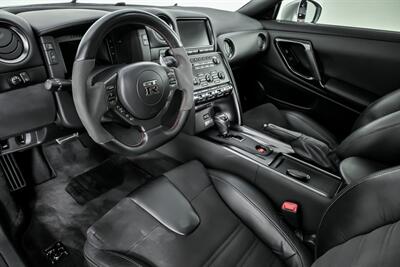 2012 Nissan GT-R Premium - Photo 19 - Joliet, IL 60435