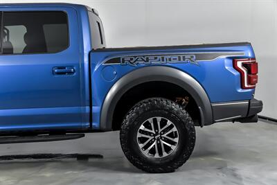 2019 Ford F-150 Raptor   - Photo 9 - Joliet, IL 60435